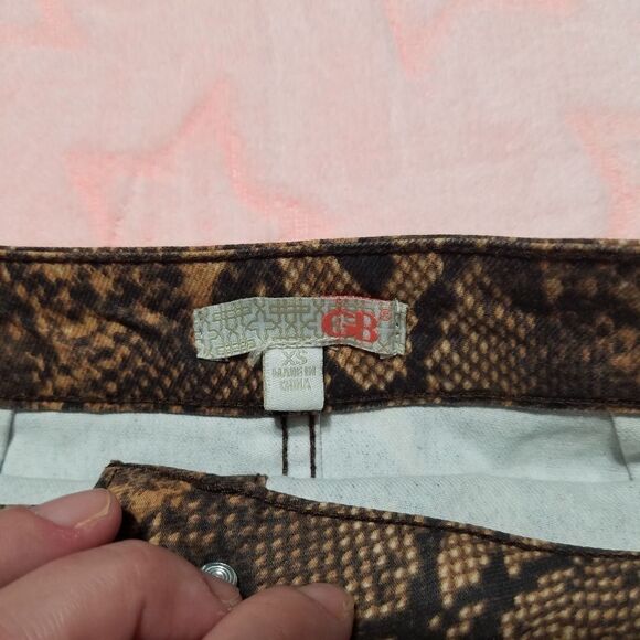 Button down snake print mini skirt size xs - Picture 4 of 4